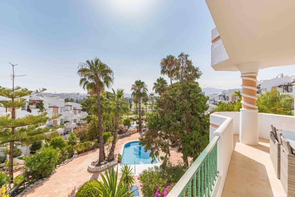 Stylish One Bed Apartment At Matchroom Country Club Fuengirola Luaran gambar