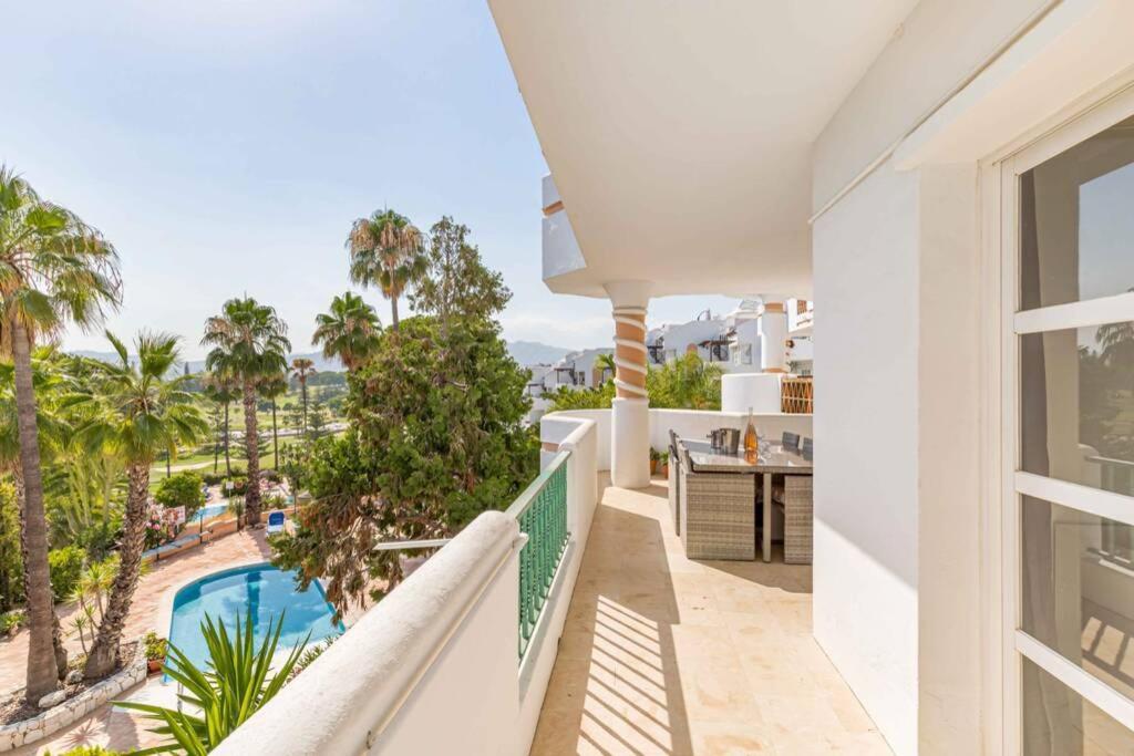 Stylish One Bed Apartment At Matchroom Country Club Fuengirola Luaran gambar