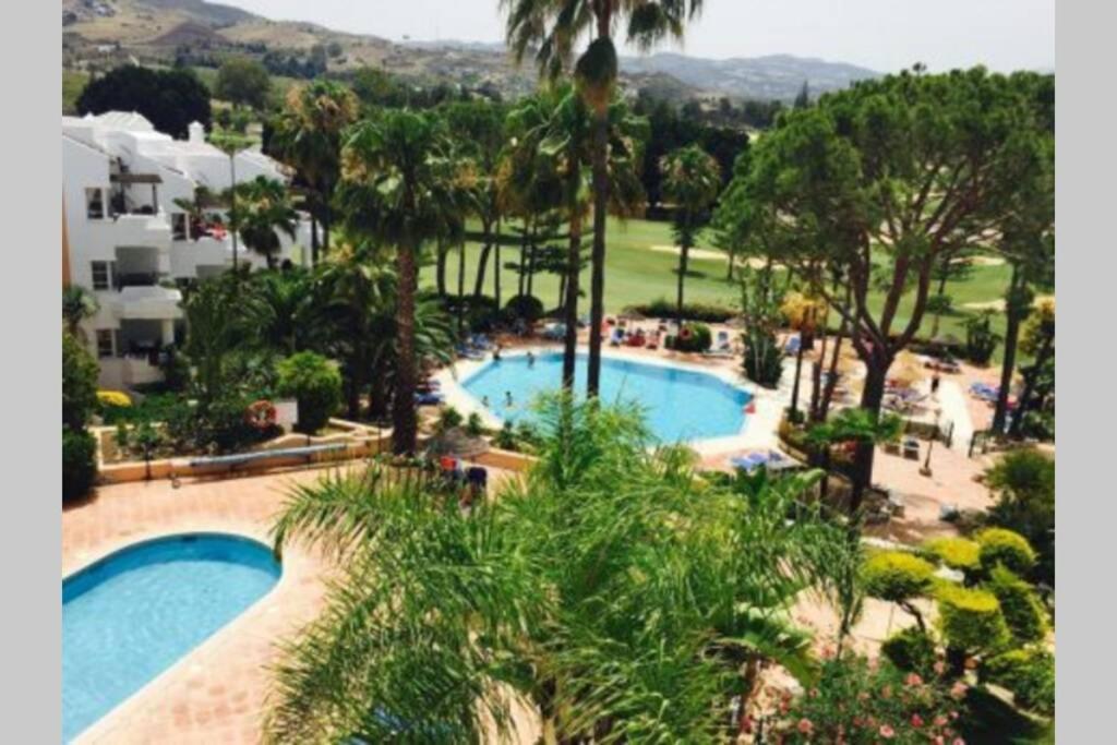 Stylish One Bed Apartment At Matchroom Country Club Fuengirola Luaran gambar