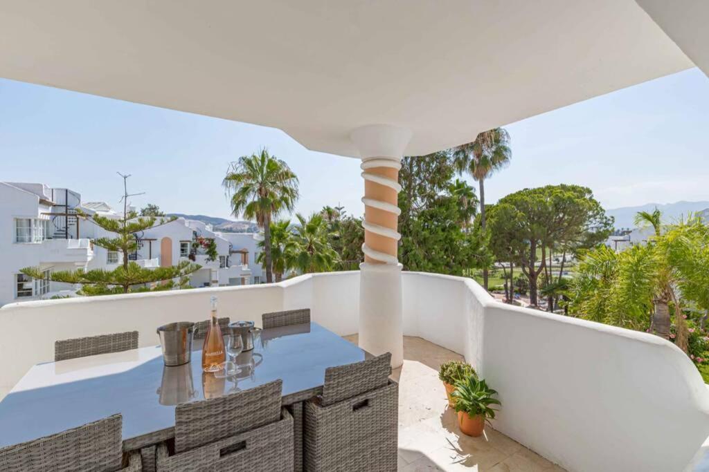 Stylish One Bed Apartment At Matchroom Country Club Fuengirola Luaran gambar